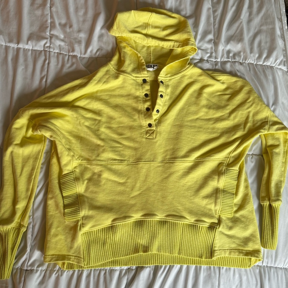 Bucketlist washed French terry cloth oversized solid hoodie yellow in medium